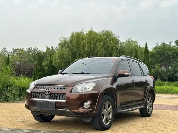 Toyota RAV4 2013