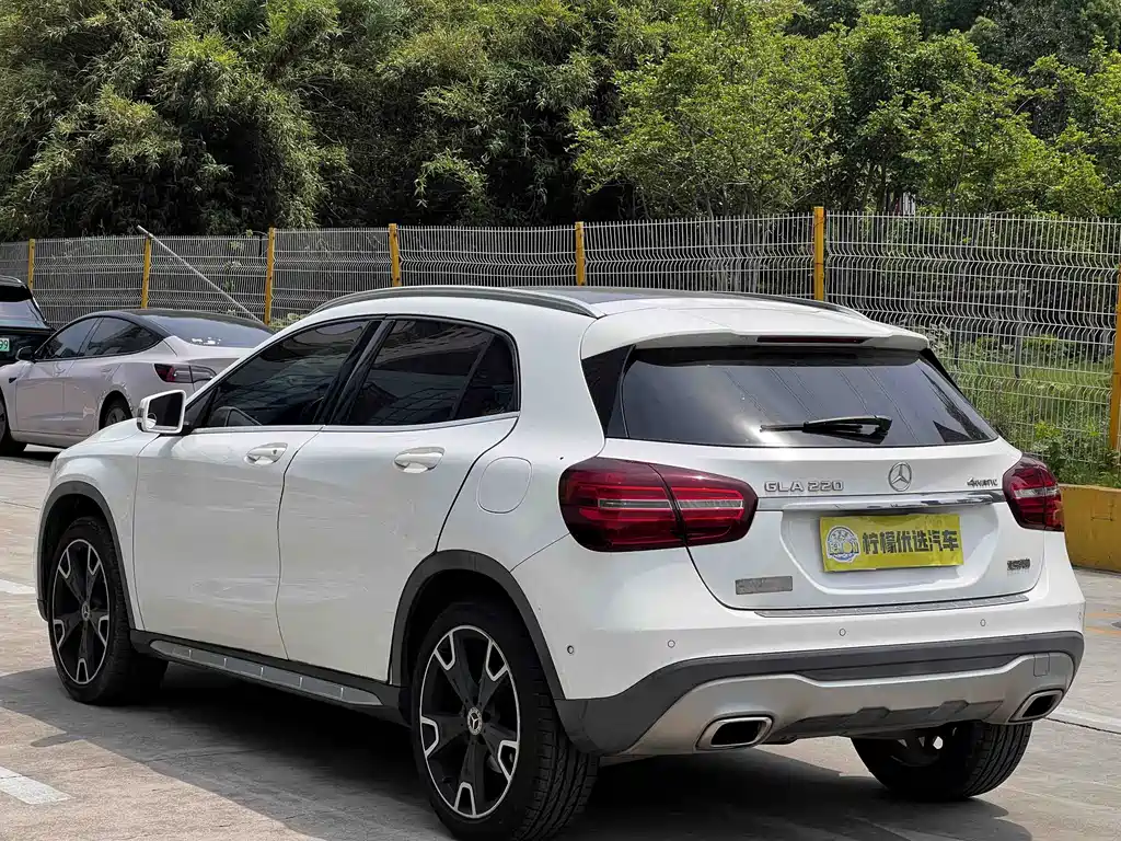 Mercedes-Benz GLA 2017 — фото 5