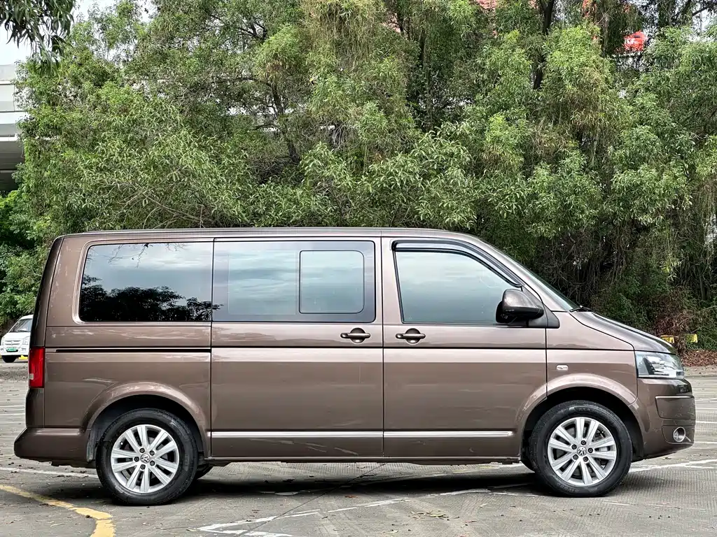 Volkswagen Multivan 2015 — фото 6