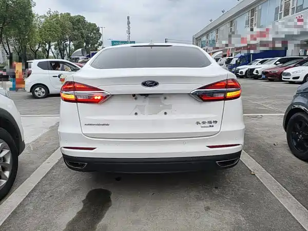 Ford Mondeo 2021