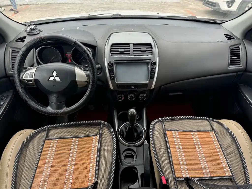 Mitsubishi ASX 2015 — фото 7