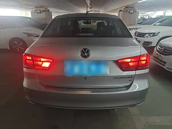 Volkswagen Santana 2014