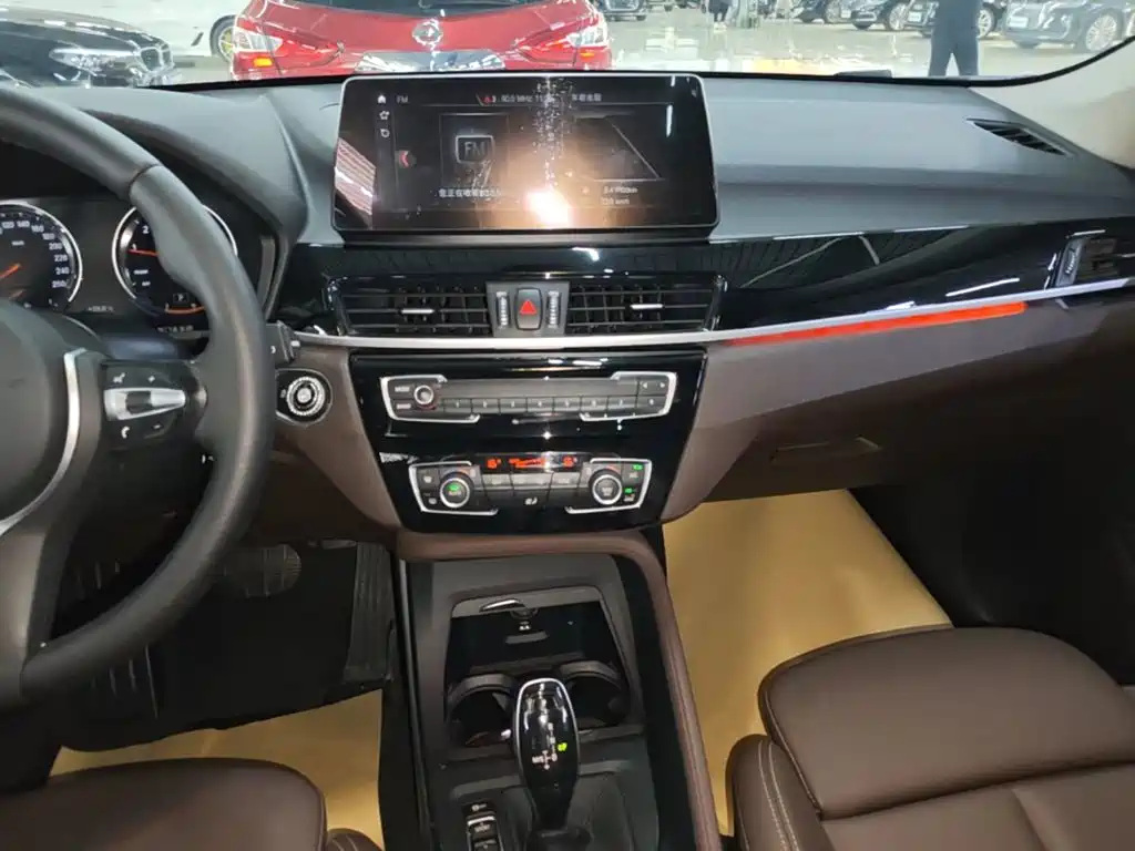 BMW X1 2023 — фото 13