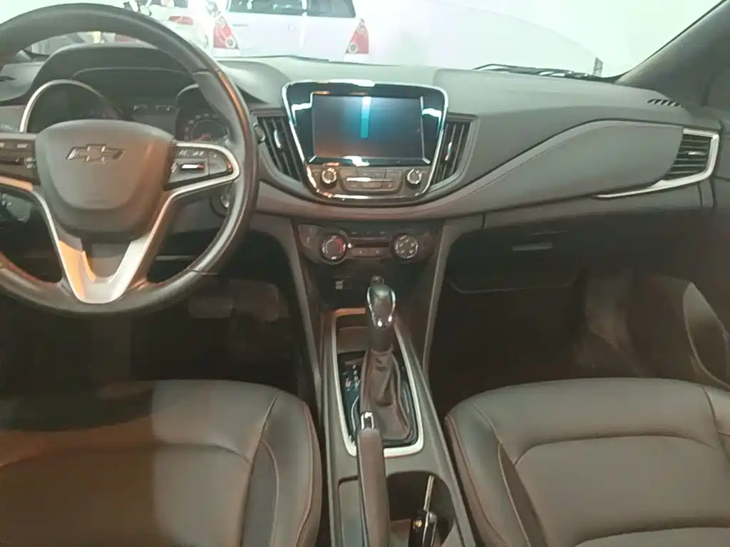 Chevrolet Monza 2019 — фото 14