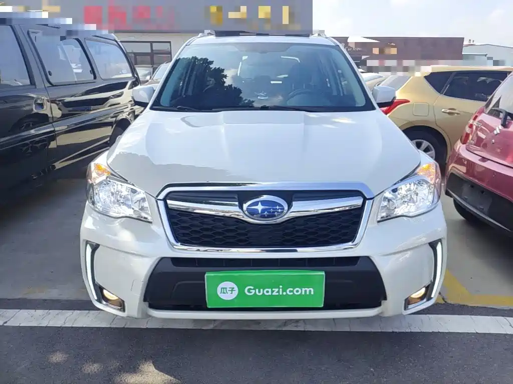Subaru Forester 2015 — фото 3