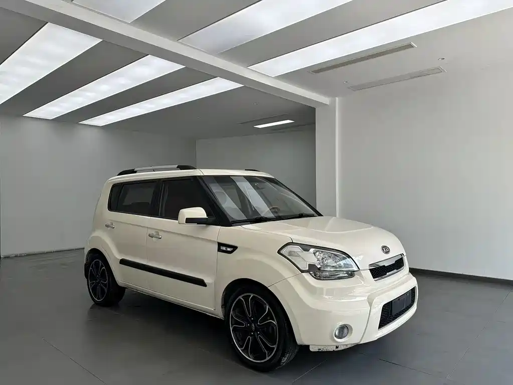 Kia Soul 2010 — фото 3