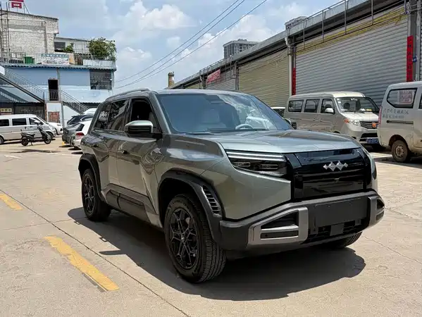 Fangchengbao Titanium 3 2025