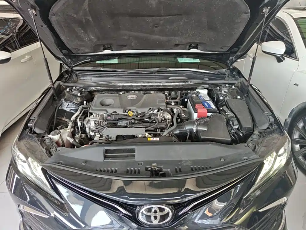 Toyota Camry 2023 — фото 20