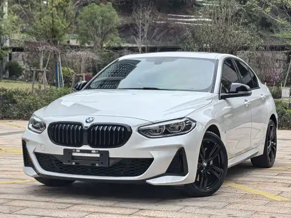BMW 1 Series 2023