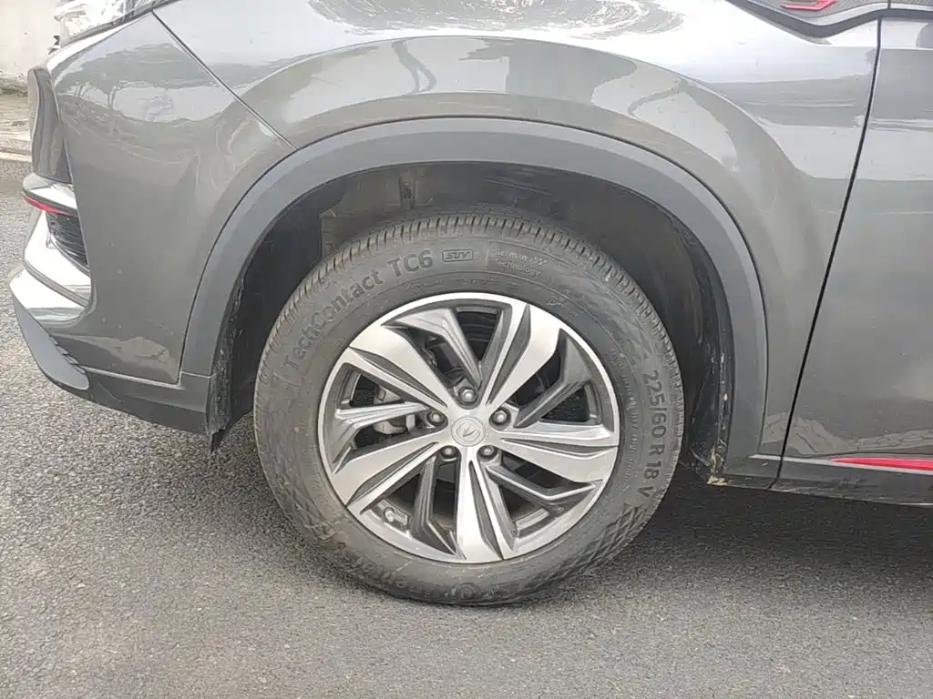 Changan CS75 PLUS 2019 — фото 23