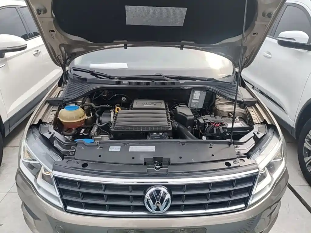 Volkswagen Jetta 2017 — фото 20