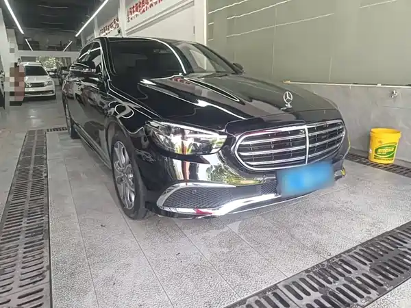 Mercedes-Benz E-Class 2021