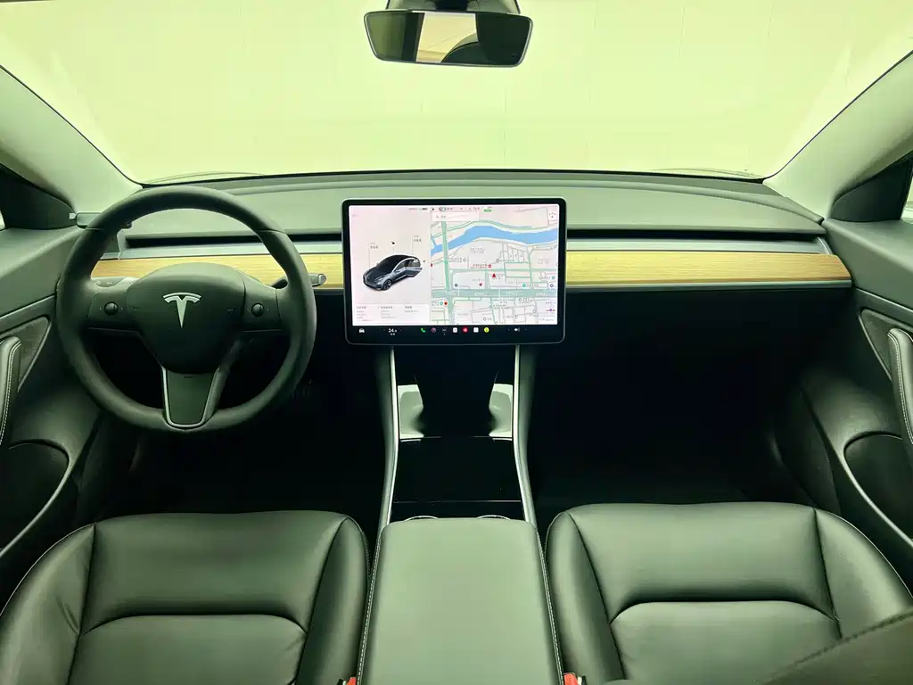 Tesla Model 3 2020 — фото 13