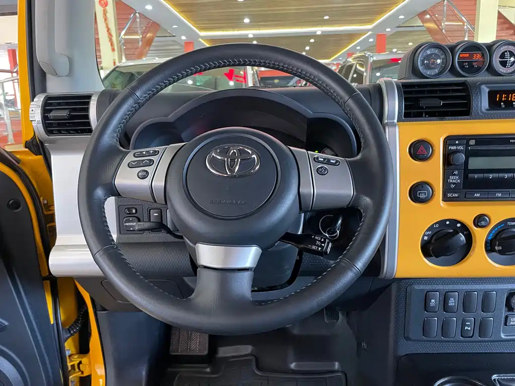Toyota FJ Cruiser 2019 — фото 11