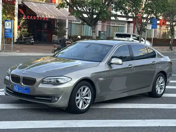BMW 5 Series 2012