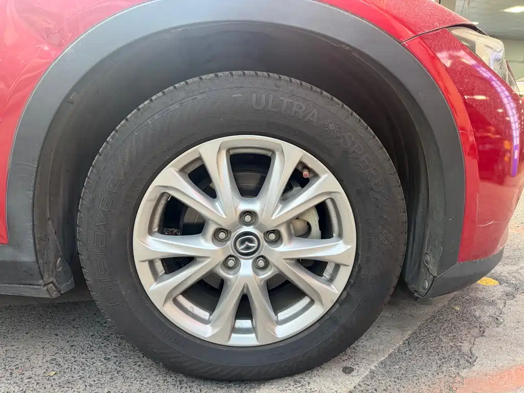 Mazda CX-4 2019 — фото 12