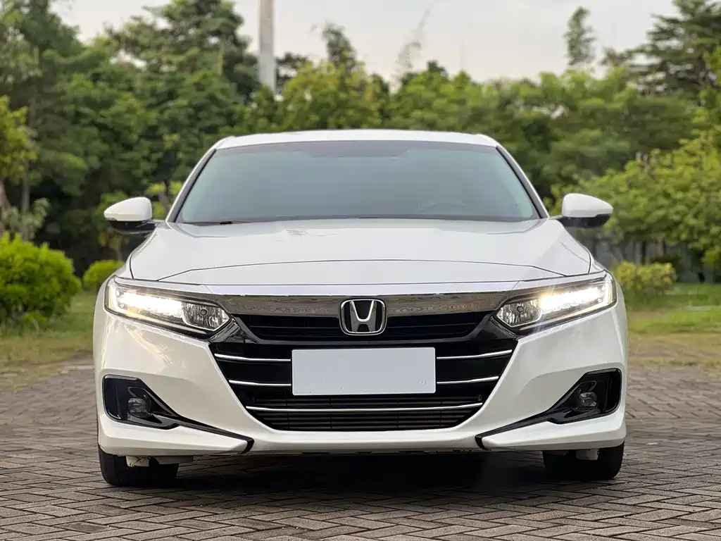 Honda Accord 2022 — фото 2