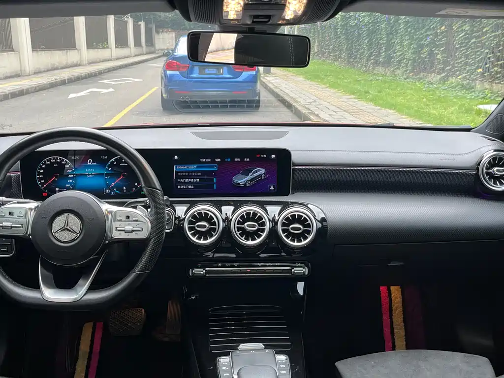 Mercedes-Benz A-Class 2021 — фото 15