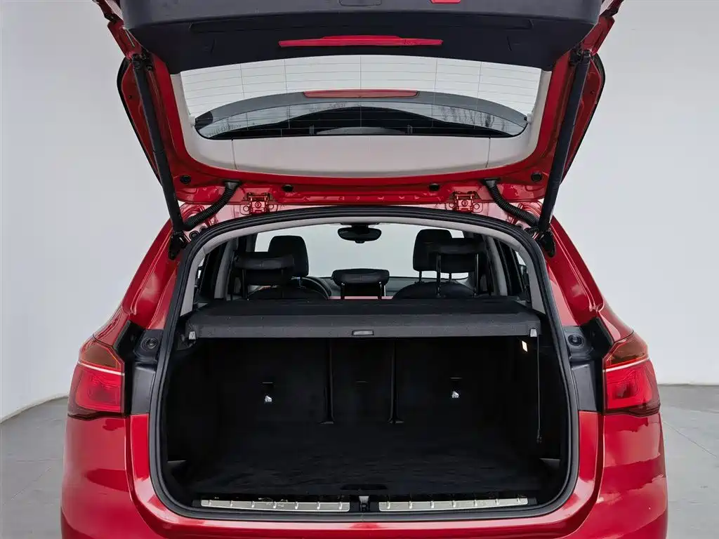 BMW X1 2019 — фото 16