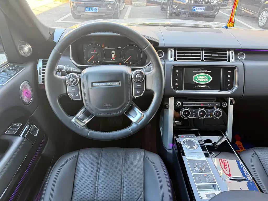Land Rover Range Rover 2017 — фото 10