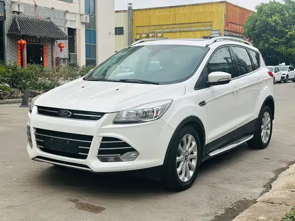 Ford Kuga 2013
