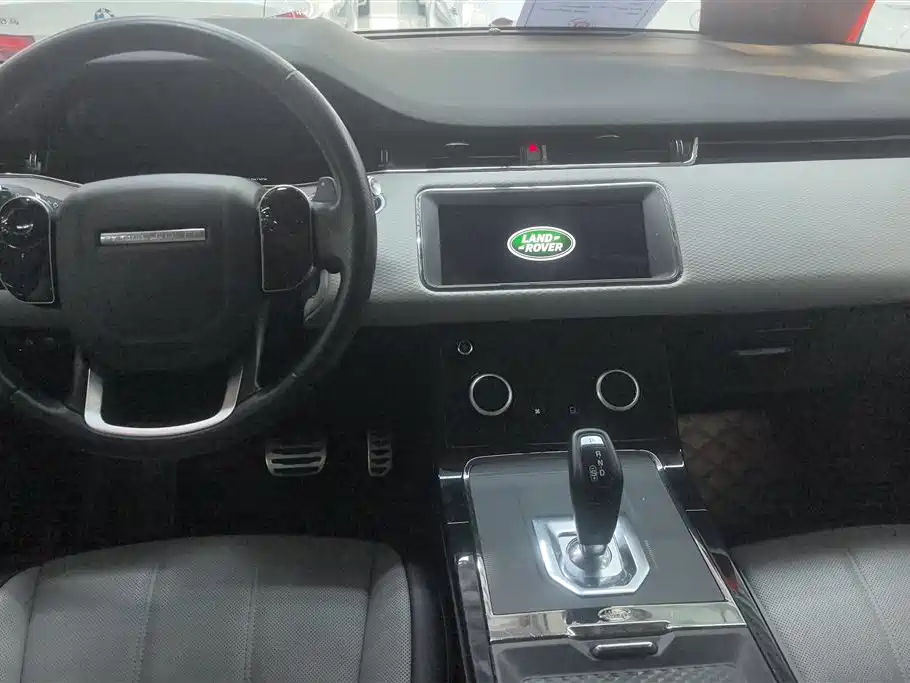 Land Rover Evoque 2020 — фото 13