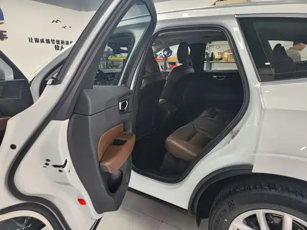 Volvo XC60 2019