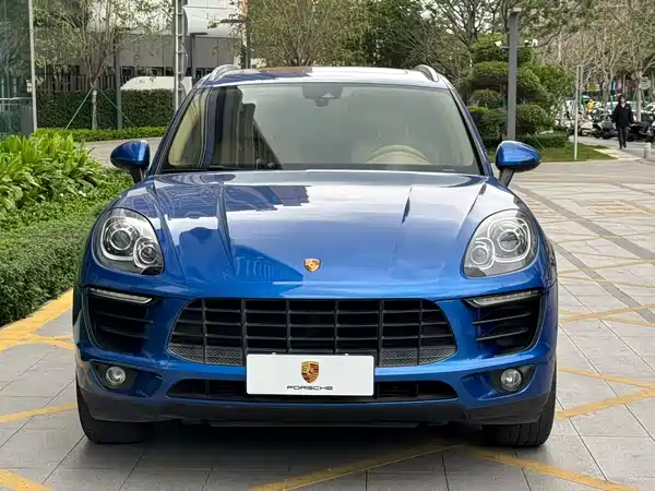 Porsche Macan 2016