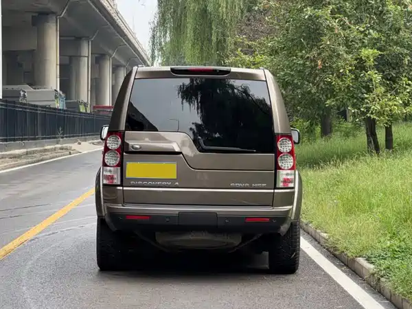 Land Rover Discovery 2013