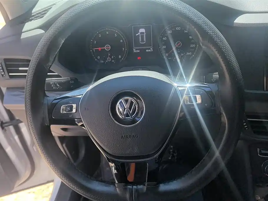Volkswagen Tharu 2019 — фото 15