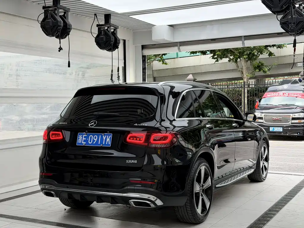 Mercedes-Benz GLC 2021 — фото 3