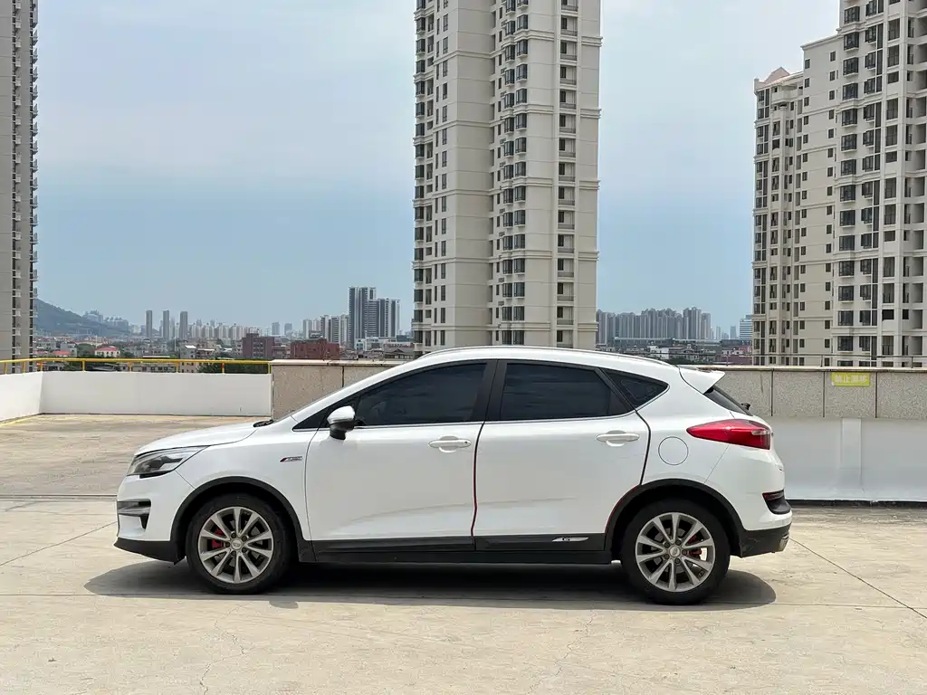 Geely Emgrand GS 2017 — фото 7