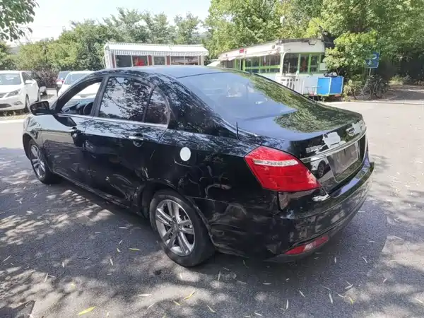 Geely Emgrand 2018
