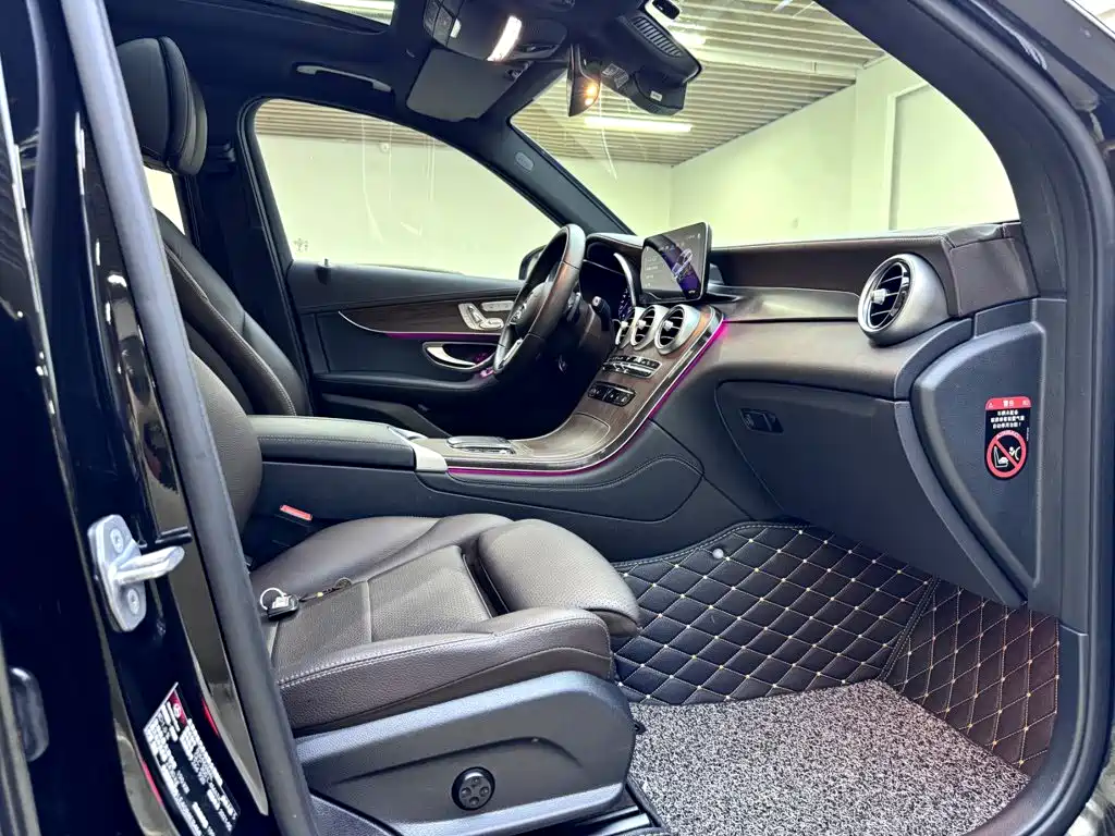 Mercedes-Benz GLC 2021 — фото 11