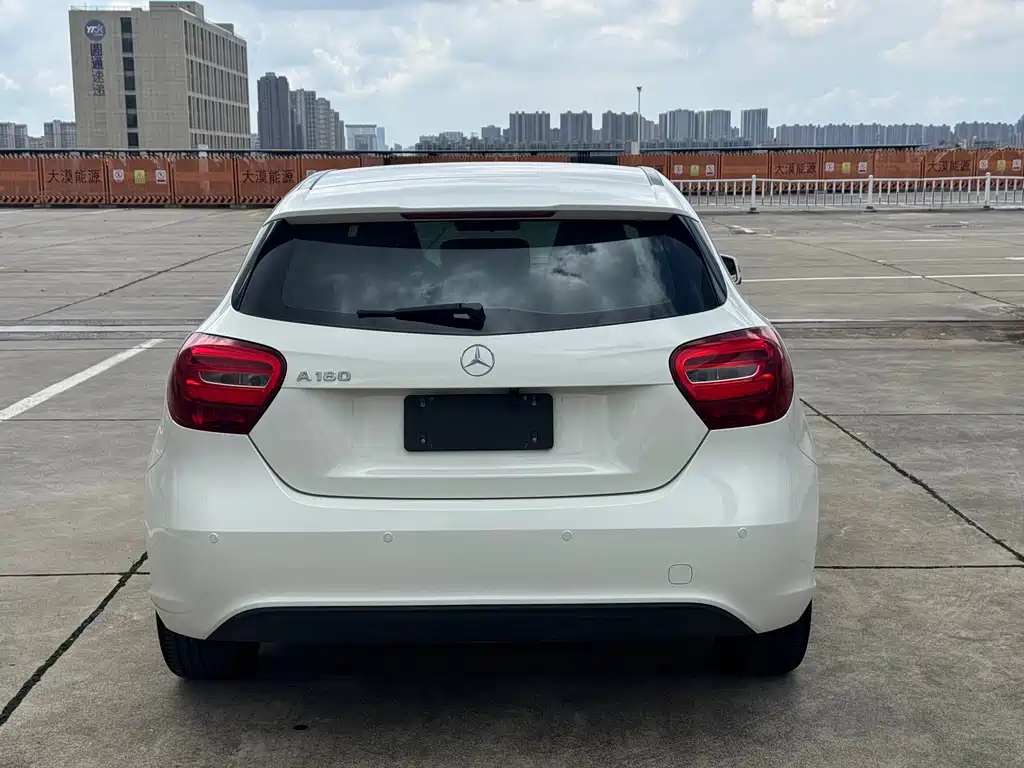 Mercedes-Benz A-Class 2017 — фото 19