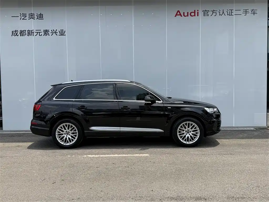 Audi Q7 2018 — фото 3