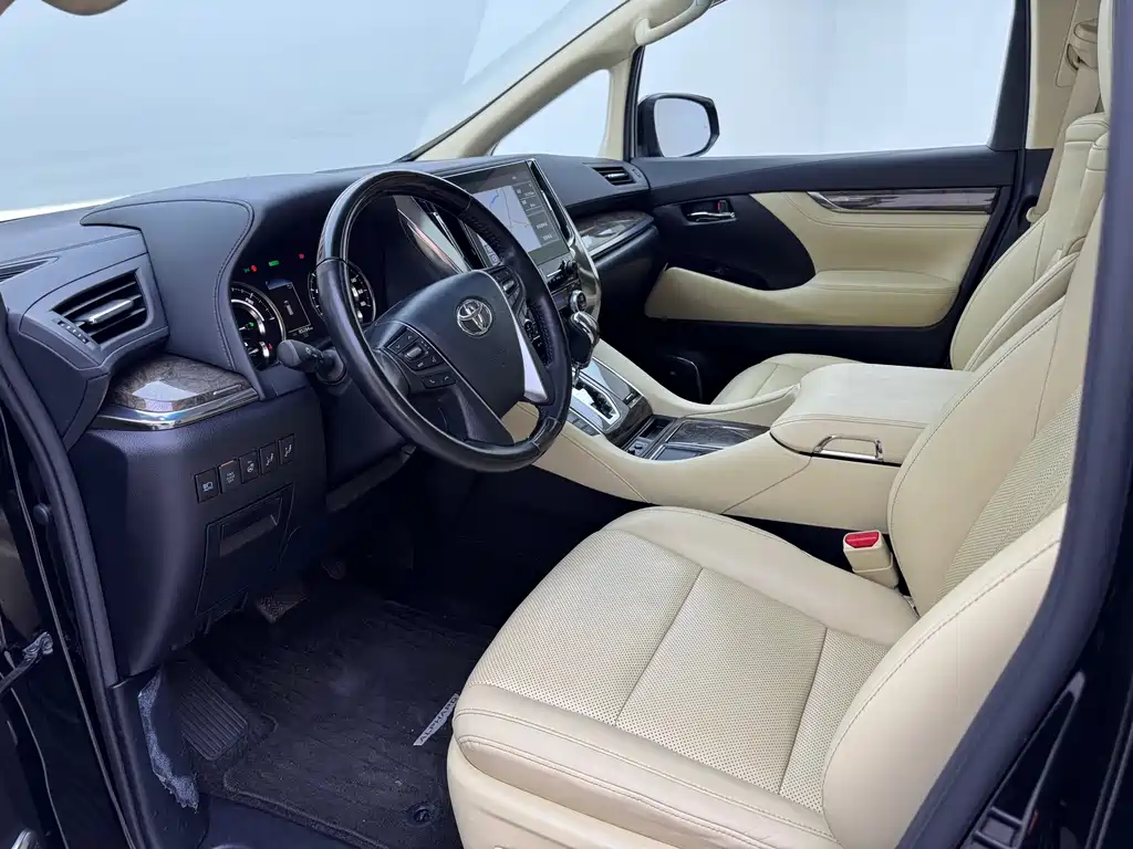 Toyota Alphard 2021 — фото 4