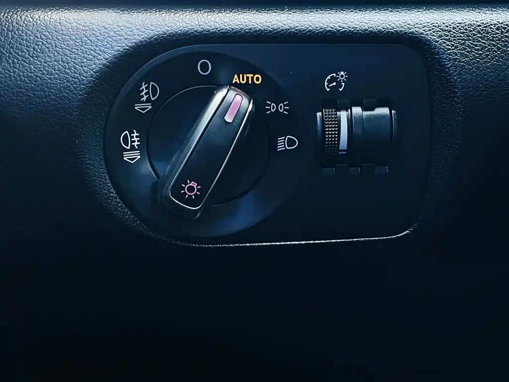 Audi Q3 2014 — фото 12