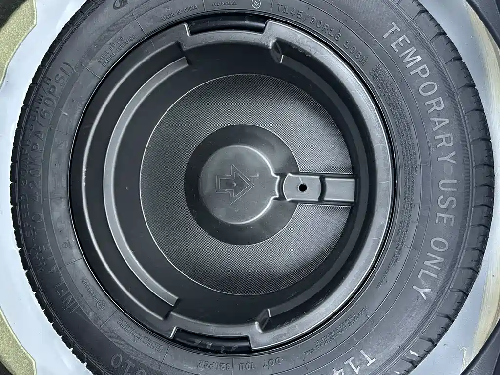 Mazda CX-4 2023 — фото 23