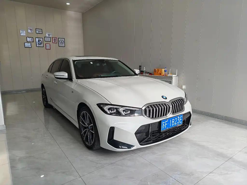 BMW 3 Series 2023