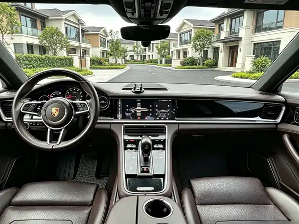 Porsche Panamera 2018