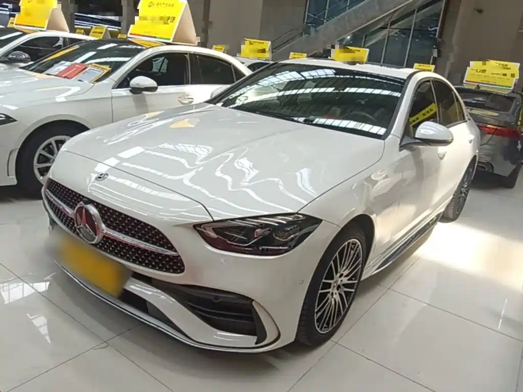Mercedes-Benz C-Class 2024