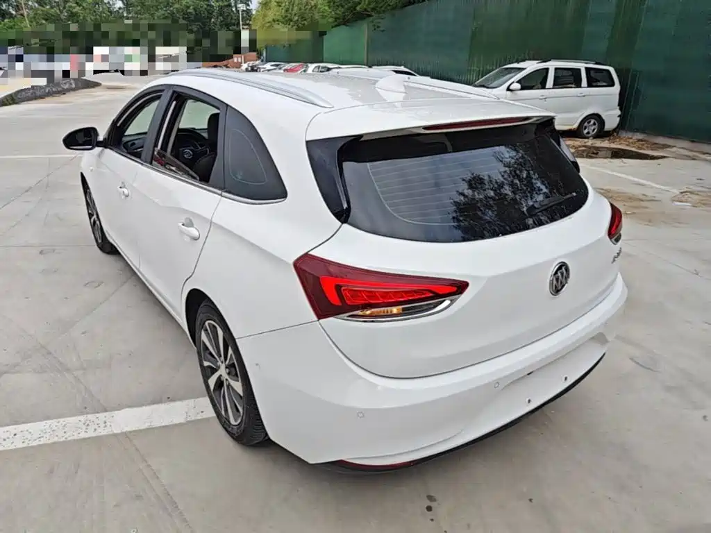 Buick Excelle 2018 — фото 23