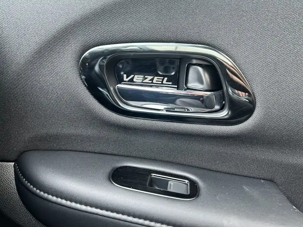 Honda Vezel 2022 — фото 18