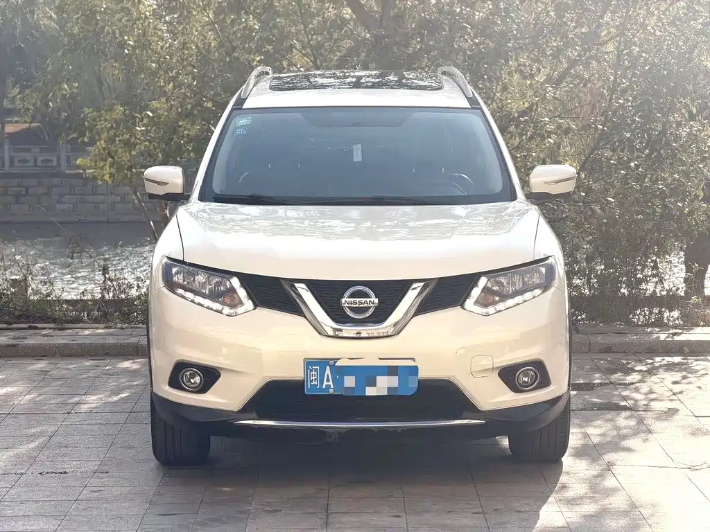 Nissan X-Trail 2017 — фото 2