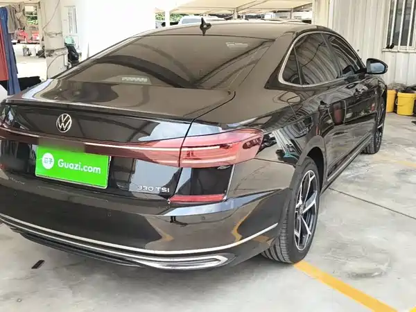 Volkswagen Passat 2024
