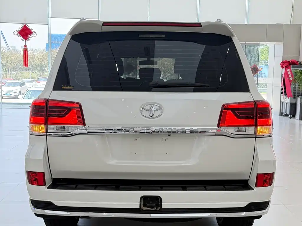 Toyota Land Cruiser 2015 — фото 14