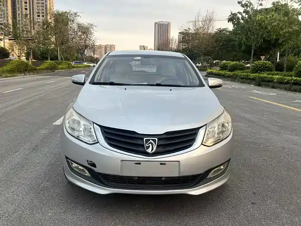 Baojun 610 2014