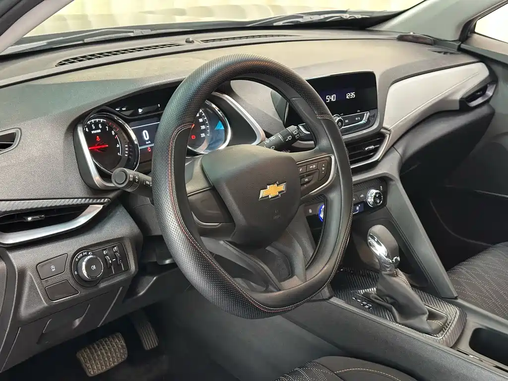 Chevrolet Orlando 2022 — фото 17