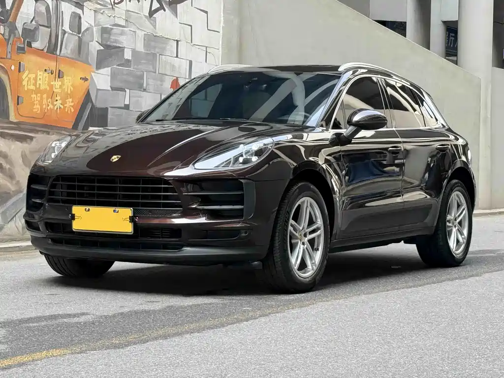 Porsche Macan 2018 — фото 1